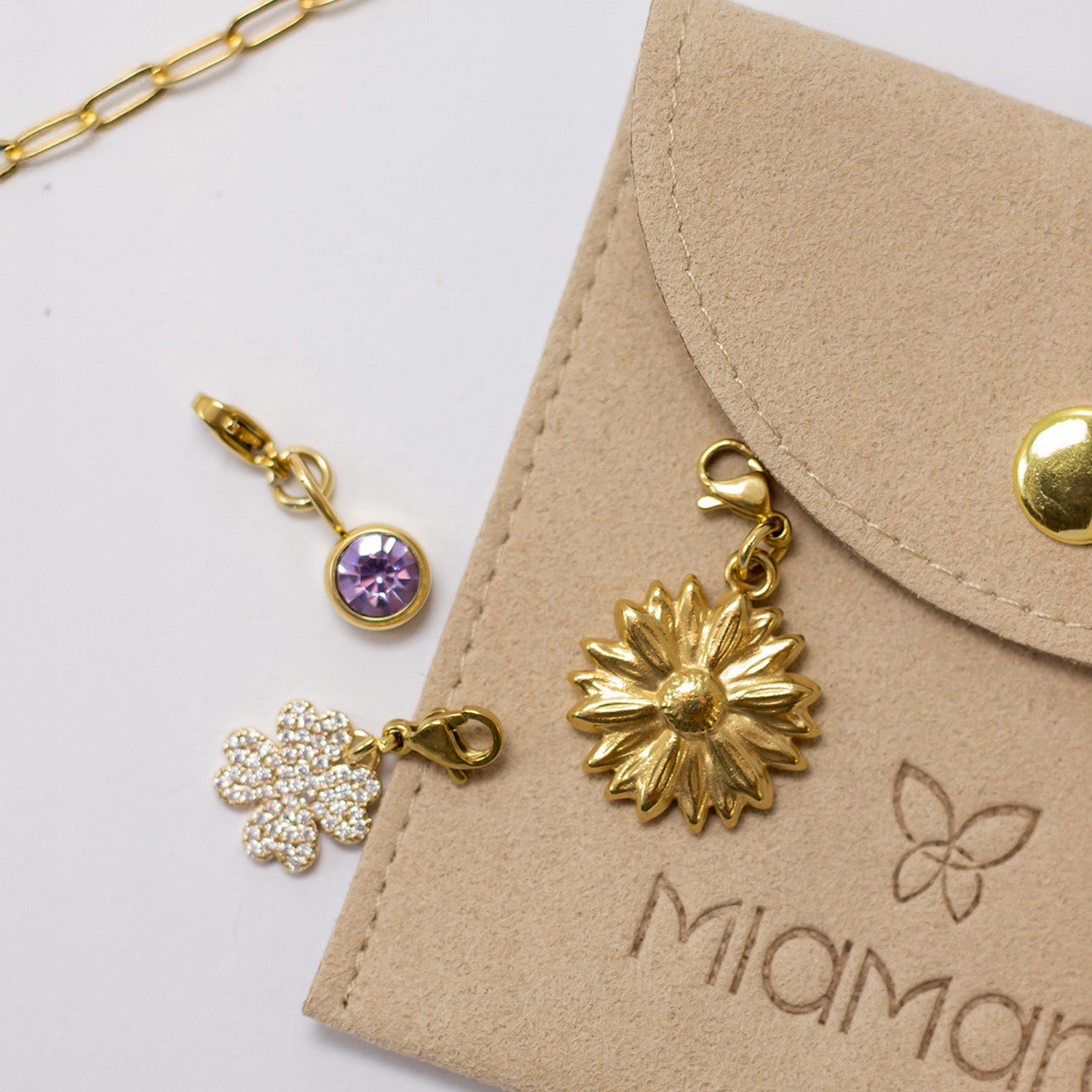 Charm Chrysanthe – Sinister Nights Collection